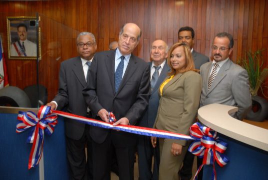 Con la asitencia de altos funcionarios del Estado, la Administradora de Riesgos Laborales inauguró su Oficina de Libre Acceso a la Información Pública