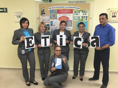 ARL realiza actividad por el día de la Ética Ciudadana
