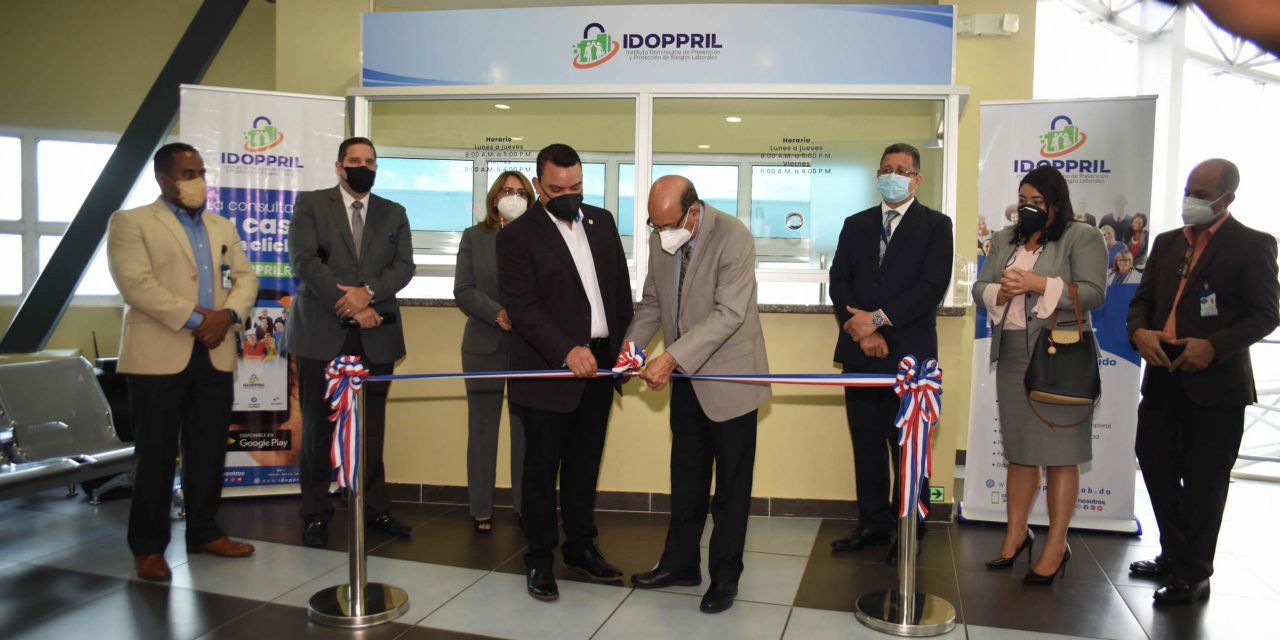 IDOPPRIL deja inaugurada unidad de servicios en el hospital Ney Arias Lora